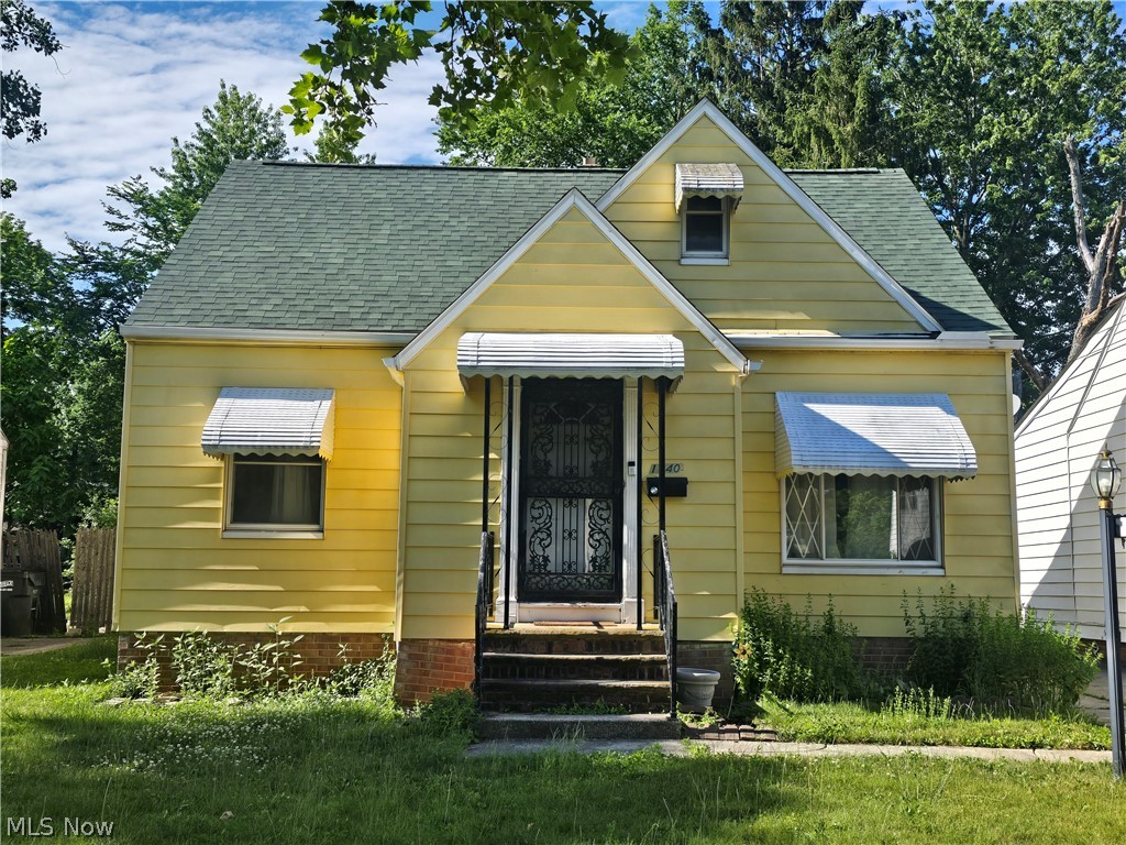 19403 Ridgewood Avenue Warrensville Heights OH 44122