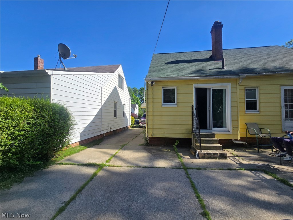 19403 Ridgewood Avenue Warrensville Heights OH 44122