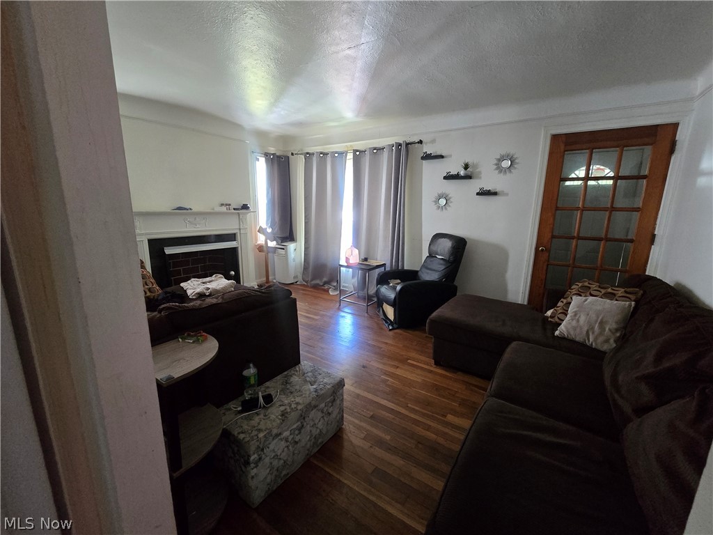 19403 Ridgewood Avenue Warrensville Heights OH 44122