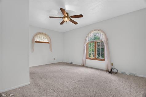 1164 Edgecliff Drive Bedford OH 44146