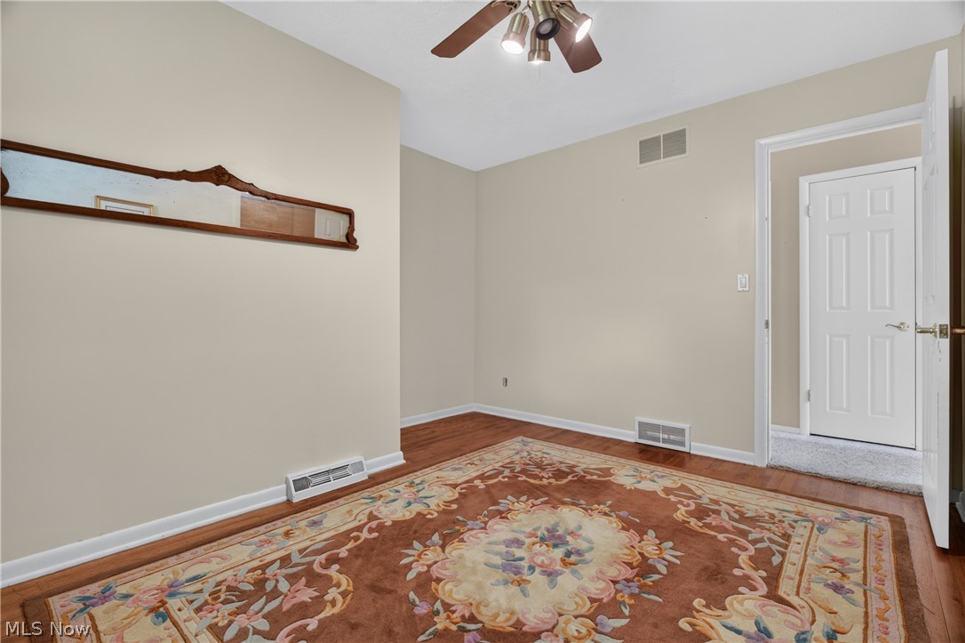 1164 Edgecliff Drive Bedford OH 44146