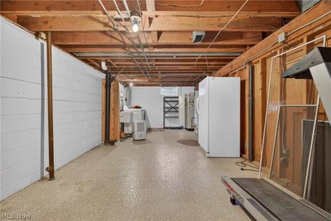 1164 Edgecliff Drive Bedford OH 44146