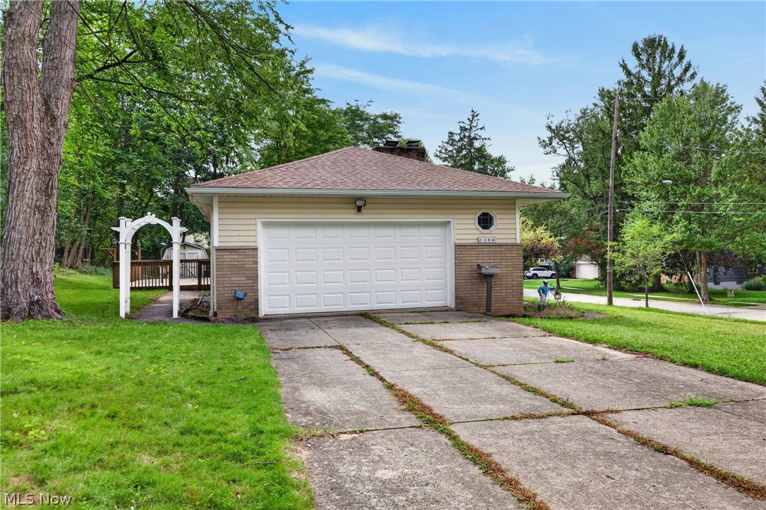 1164 Edgecliff Drive Bedford OH 44146