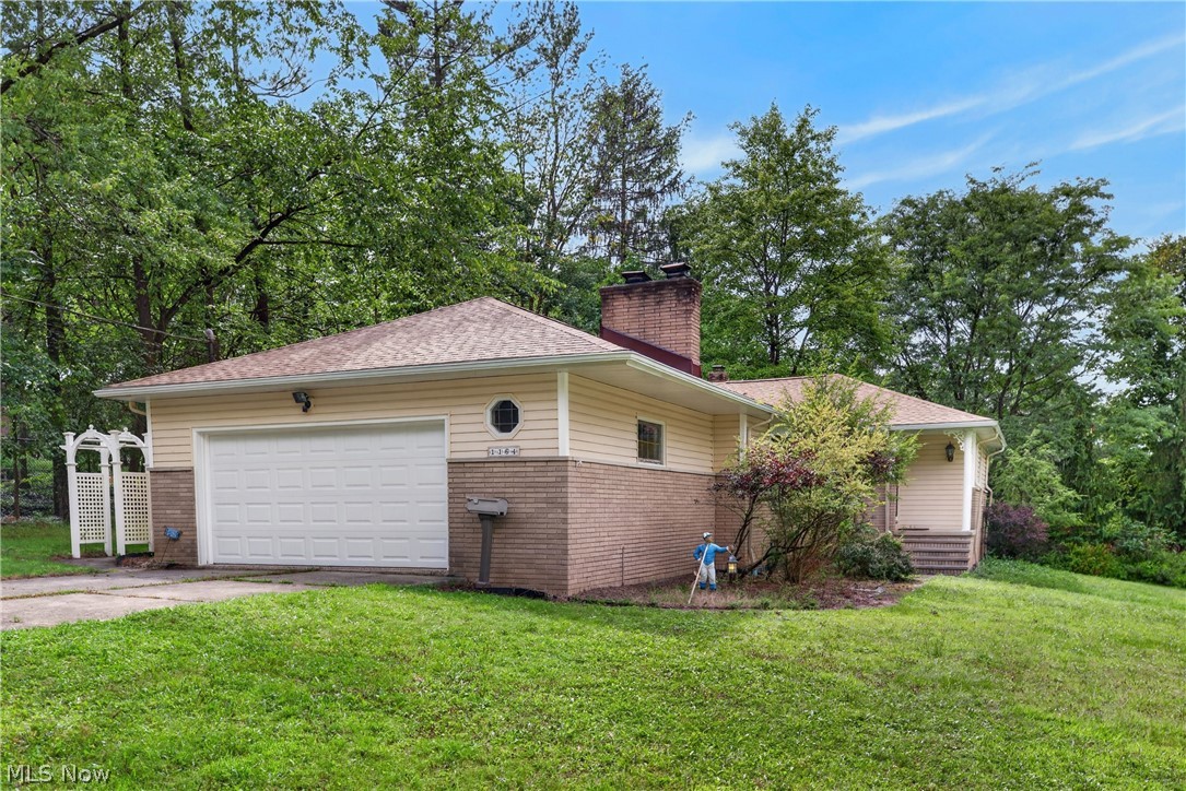 1164 Edgecliff Drive Bedford OH 44146
