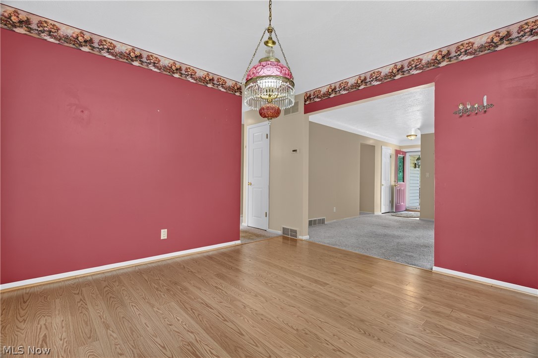 1164 Edgecliff Drive Bedford OH 44146