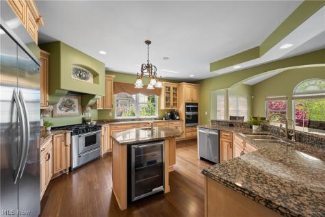 3448 Chadwick Drive Uniontown OH 44685