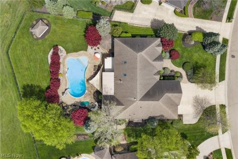 3448 Chadwick Drive Uniontown OH 44685