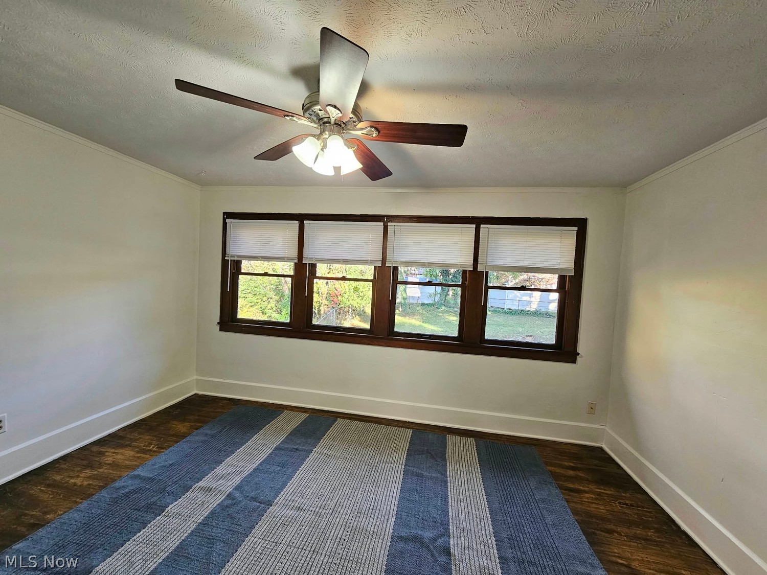515 Glacier Heights Road Youngstown OH 44509