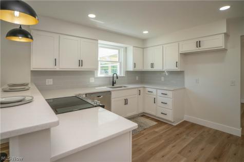3648 Mulberry Street NW Uniontown OH 44685