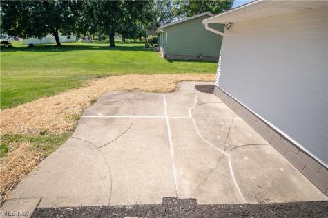 3648 Mulberry Street NW Uniontown OH 44685