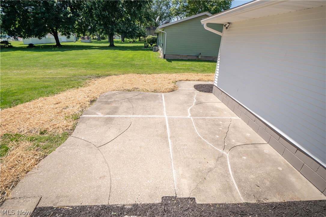 3648 Mulberry Street NW Uniontown OH 44685