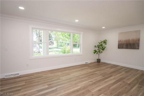 3648 Mulberry Street NW Uniontown OH 44685