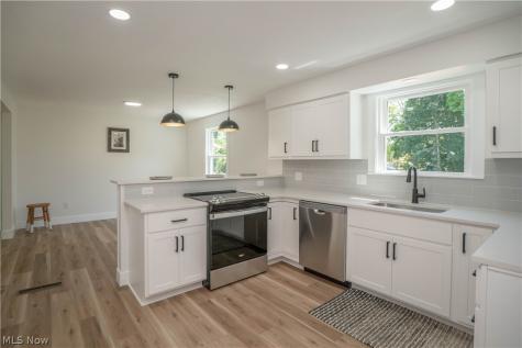 3648 Mulberry Street NW Uniontown OH 44685