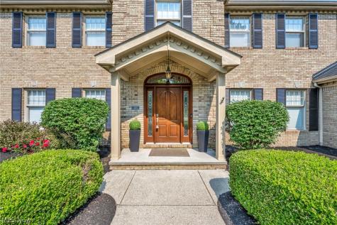 3373 Arbor Way Westlake OH 44145