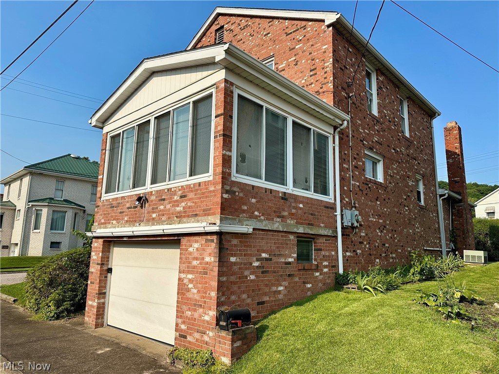 2023 Commerce Street Wellsburg WV 26070