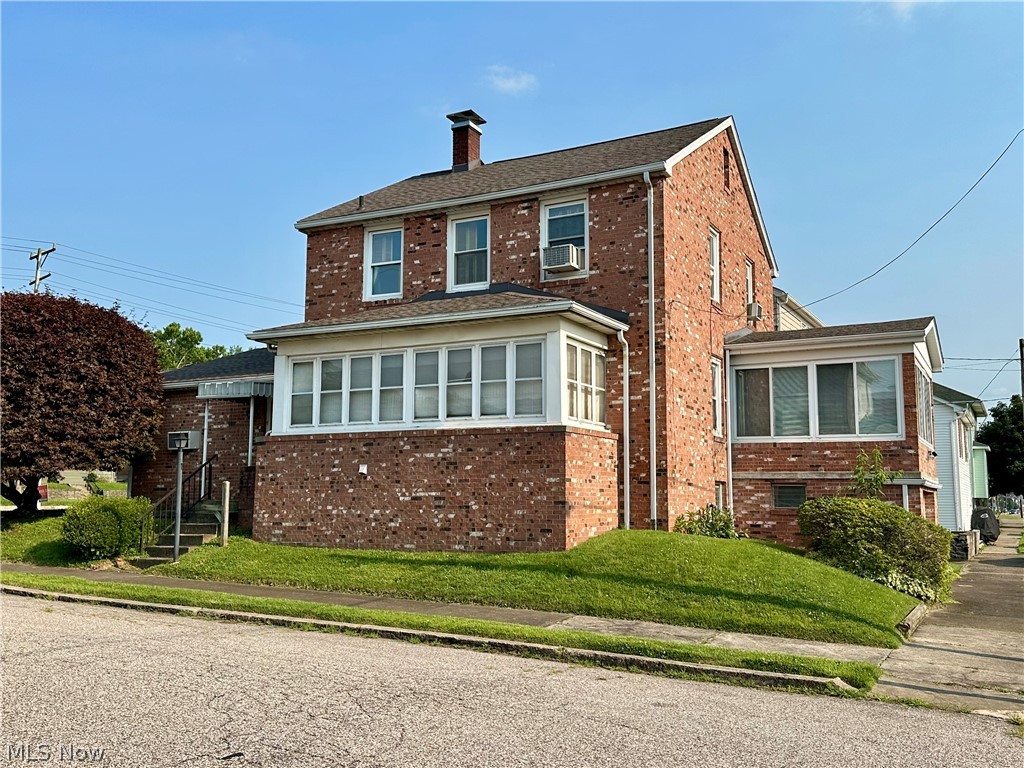 2023 Commerce Street Wellsburg WV 26070