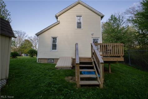 217 E Bergey Street Wadsworth OH 44281
