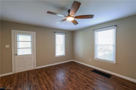 217 E Bergey Street Wadsworth OH 44281