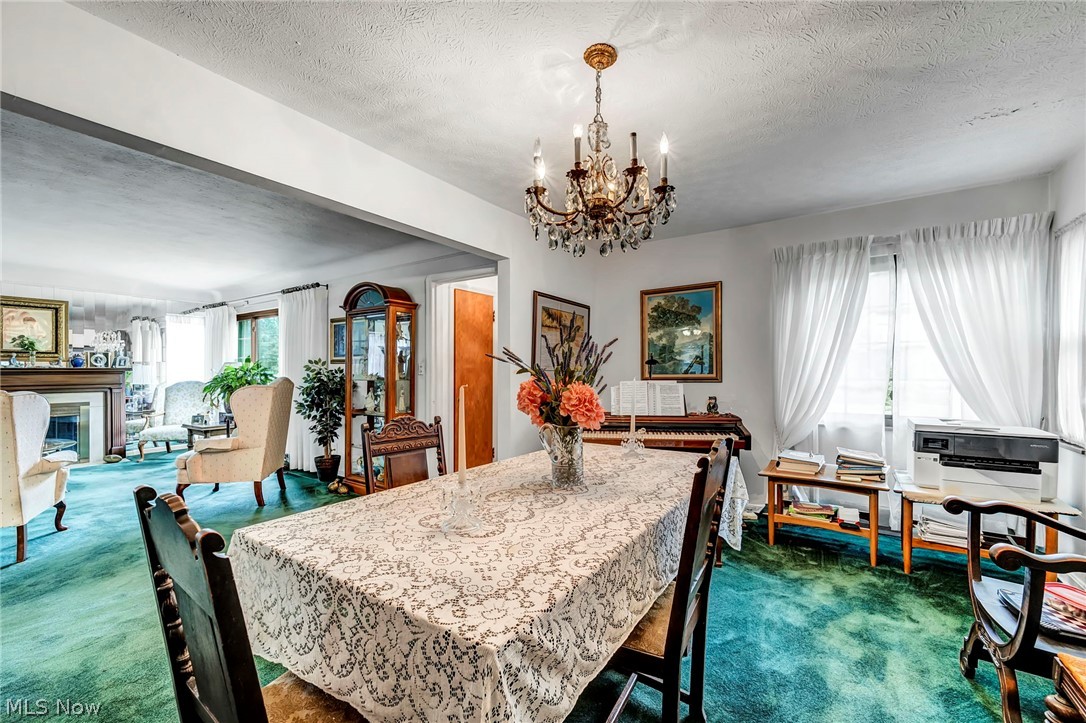 9216 Evergreen Drive Parma OH 44129