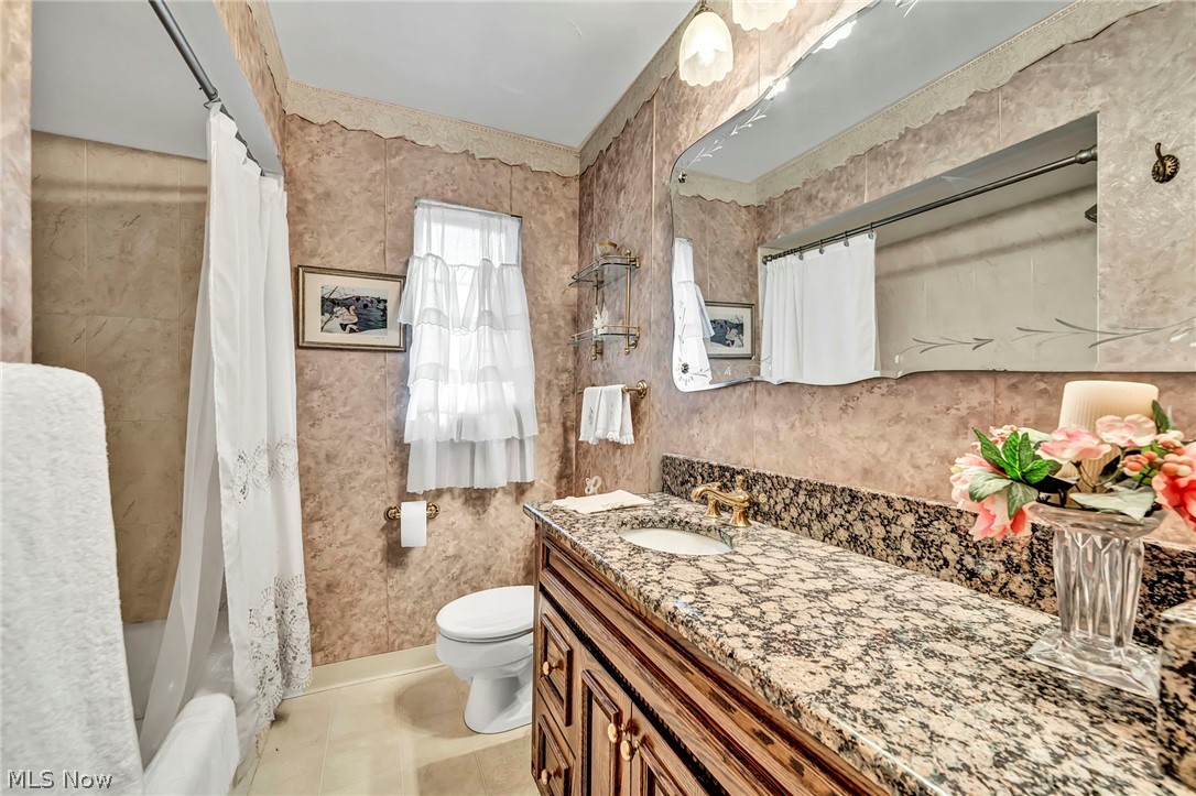 9216 Evergreen Drive Parma OH 44129