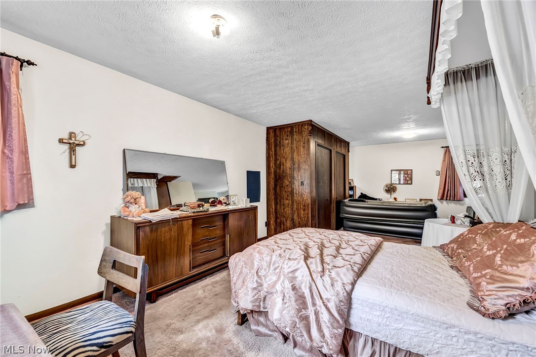 9216 Evergreen Drive Parma OH 44129