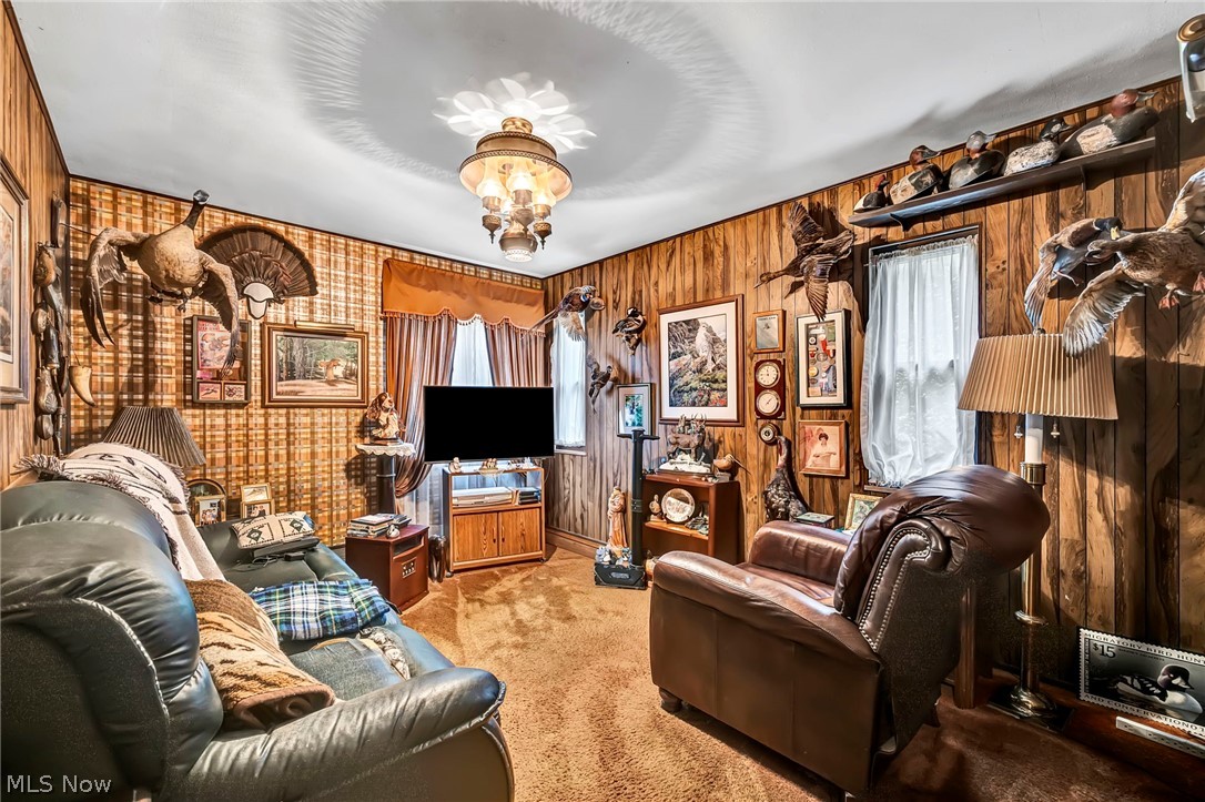 9216 Evergreen Drive Parma OH 44129