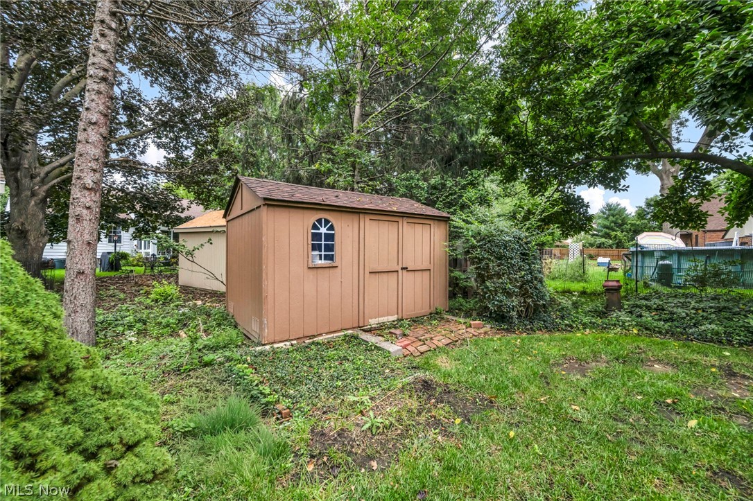9216 Evergreen Drive Parma OH 44129