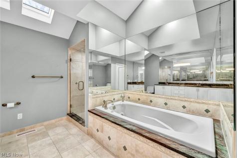 2 Salem Court Beachwood OH 44122