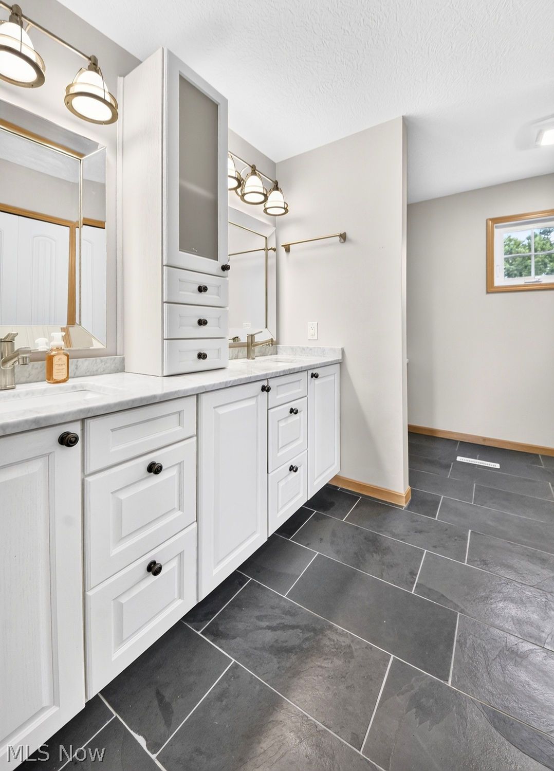1411 Stone Ledge Court Green OH 44720