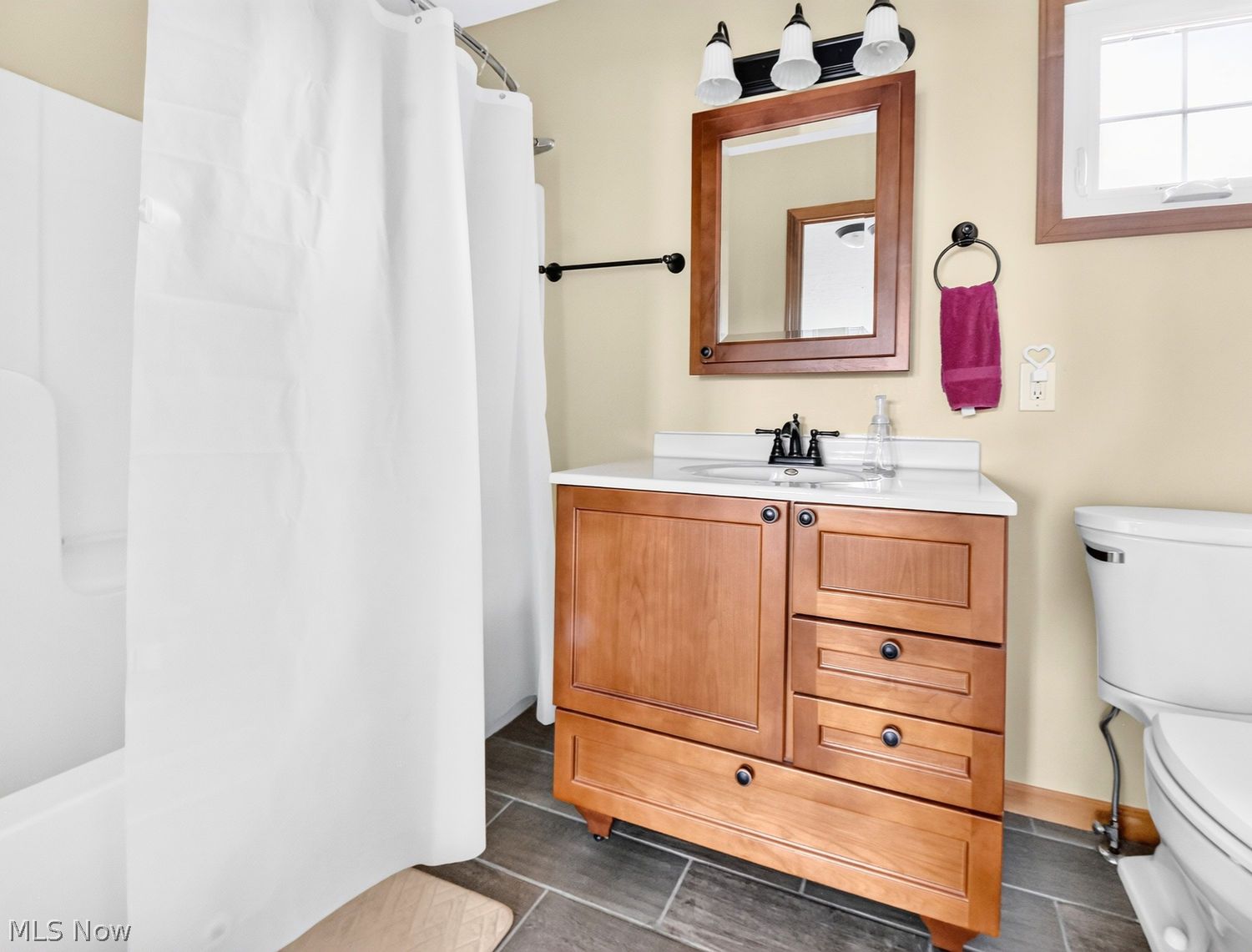 1411 Stone Ledge Court Green OH 44720