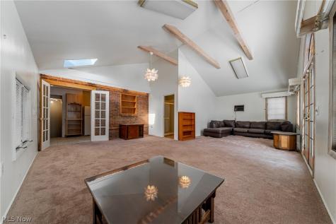 1887 Lawnway Road South Euclid OH 44121