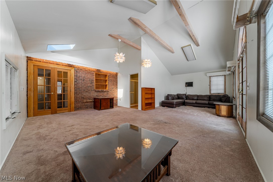 1887 Lawnway Road South Euclid OH 44121