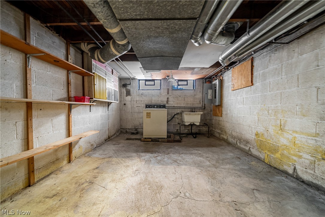 1887 Lawnway Road South Euclid OH 44121
