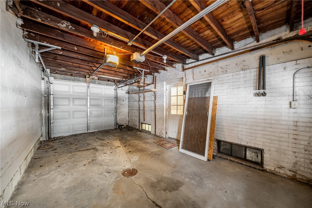 1887 Lawnway Road South Euclid OH 44121
