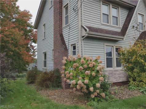 113 Market Street S East Canton OH 44730