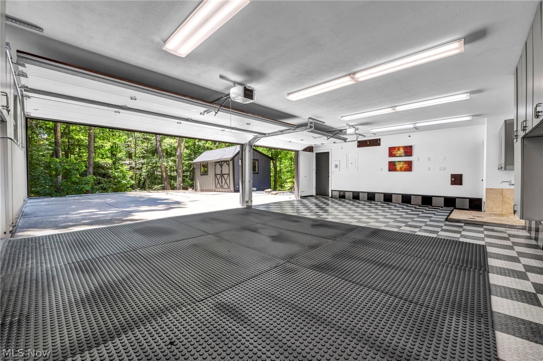 11860 Ridgecliff Circle Strongsville OH 44136