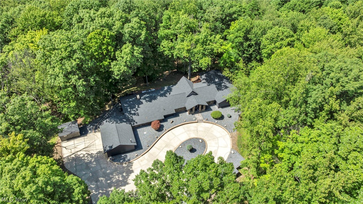 11860 Ridgecliff Circle Strongsville OH 44136