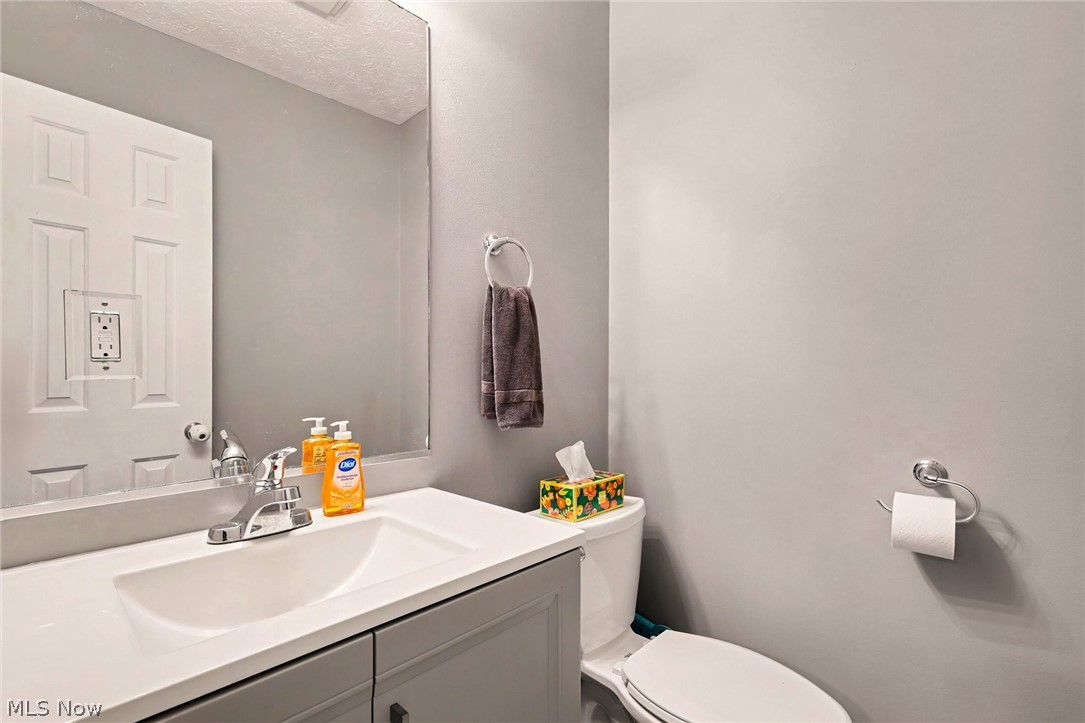 115 Pine Hollow Circle Chardon OH 44024