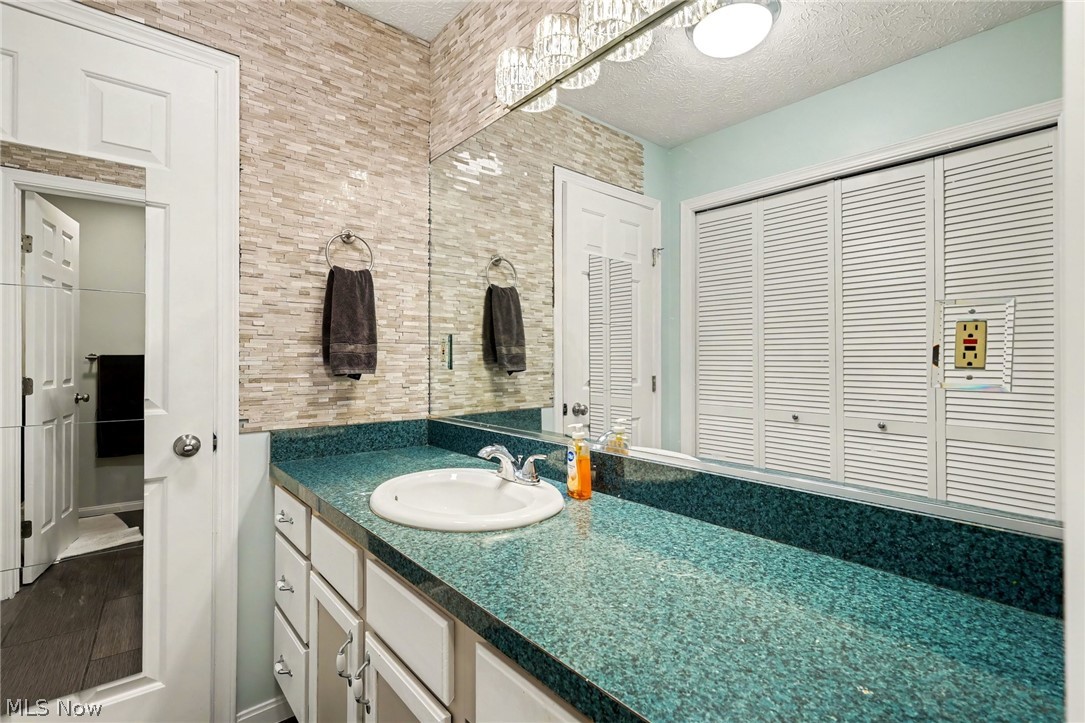 115 Pine Hollow Circle Chardon OH 44024