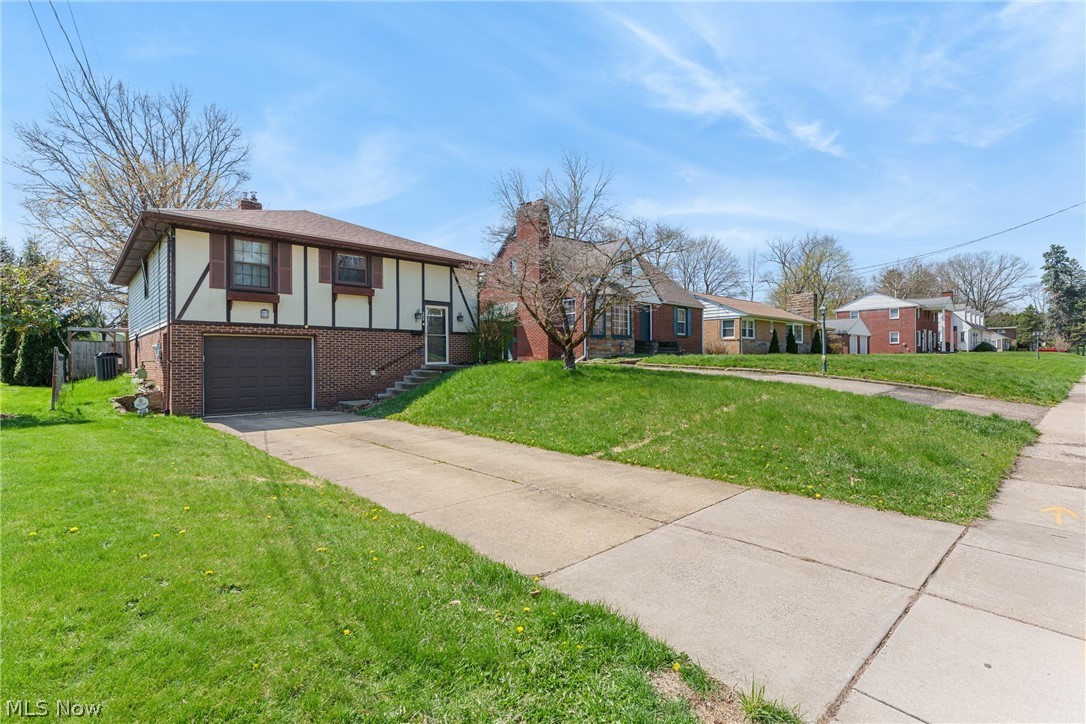 208 Bonnett Street SW North Canton OH 44720