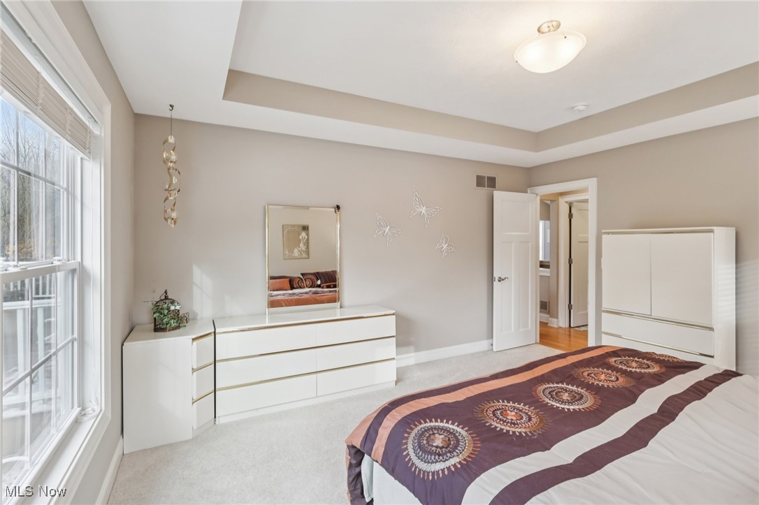 102 Hidden Glen Trail Chardon OH 44024