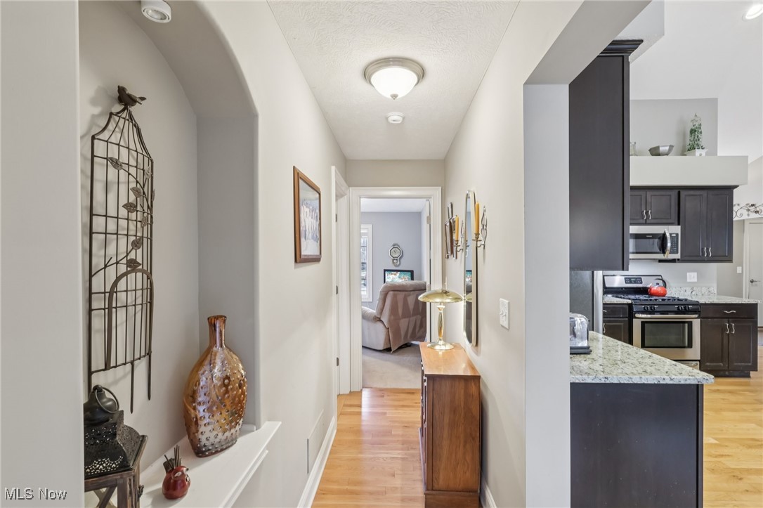 102 Hidden Glen Trail Chardon OH 44024