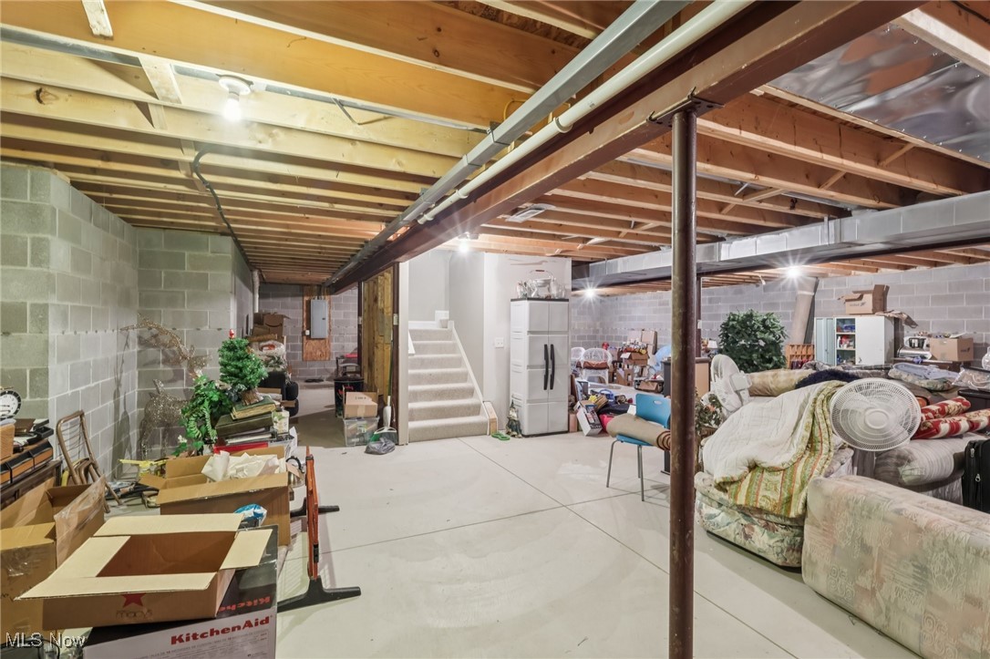 102 Hidden Glen Trail Chardon OH 44024