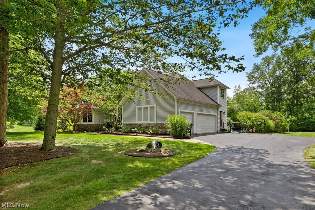 16680 Anne Lane Auburn OH 44023