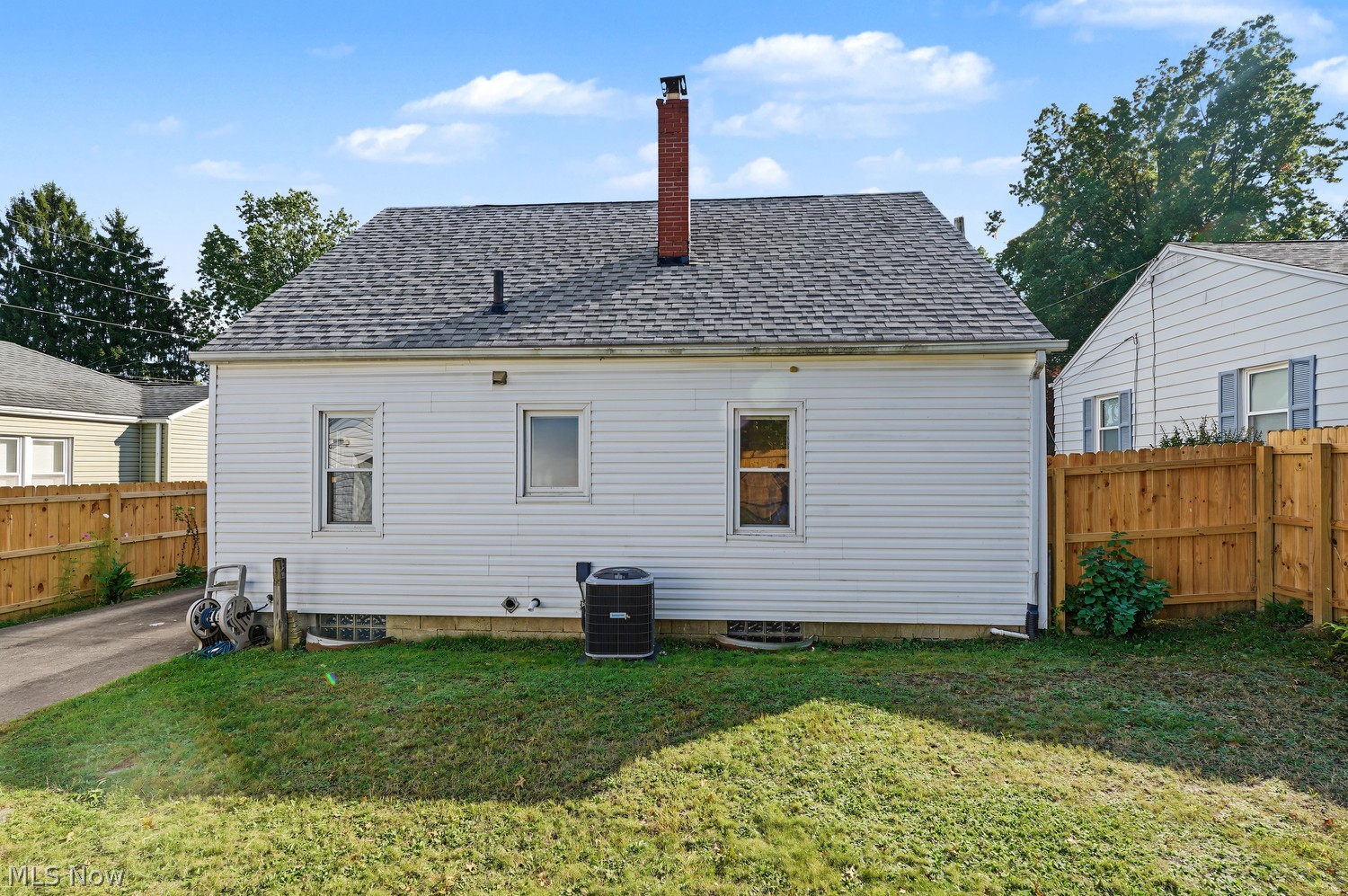 1505 Simcoe Avenue Akron OH 44305