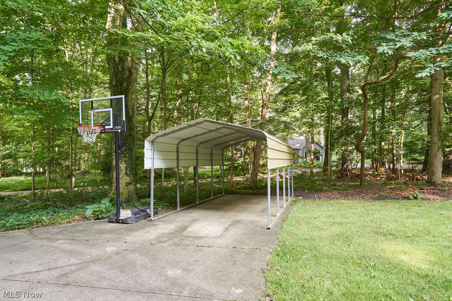 4755 Heather Hills Road Akron OH 44333