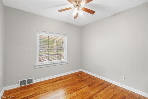 2380 Benton Street Akron OH 44312