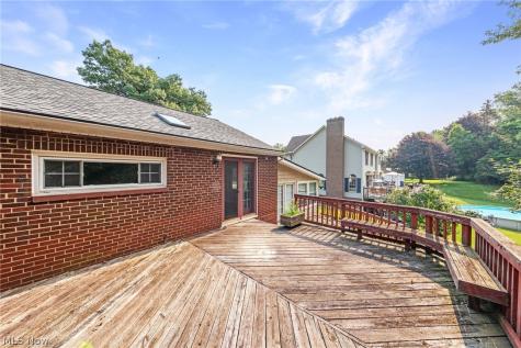 2380 Benton Street Akron OH 44312