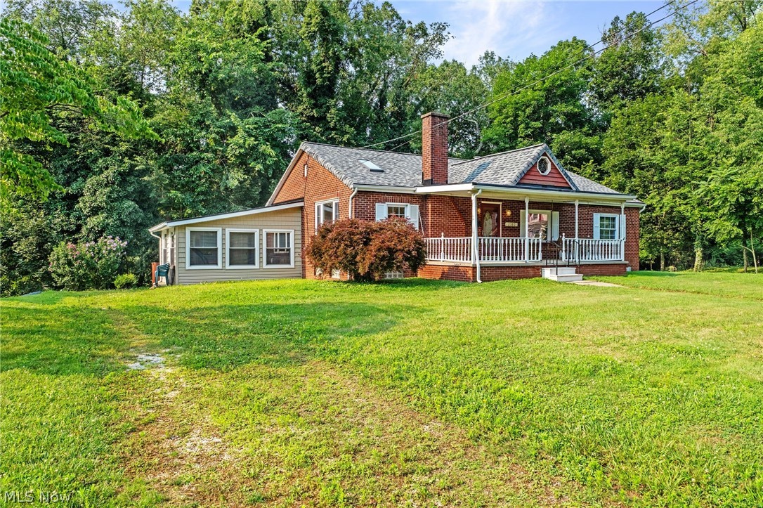 2380 Benton Street Akron OH 44312
