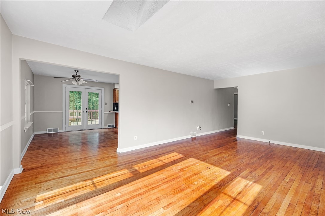2380 Benton Street Akron OH 44312